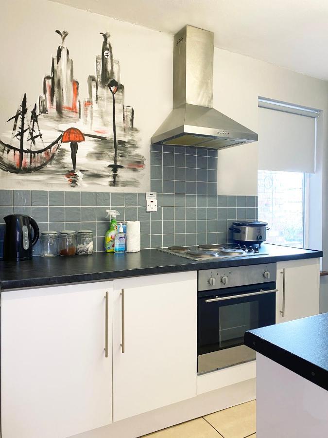 Апартаменты The Docklands Sa By Serviced Living *